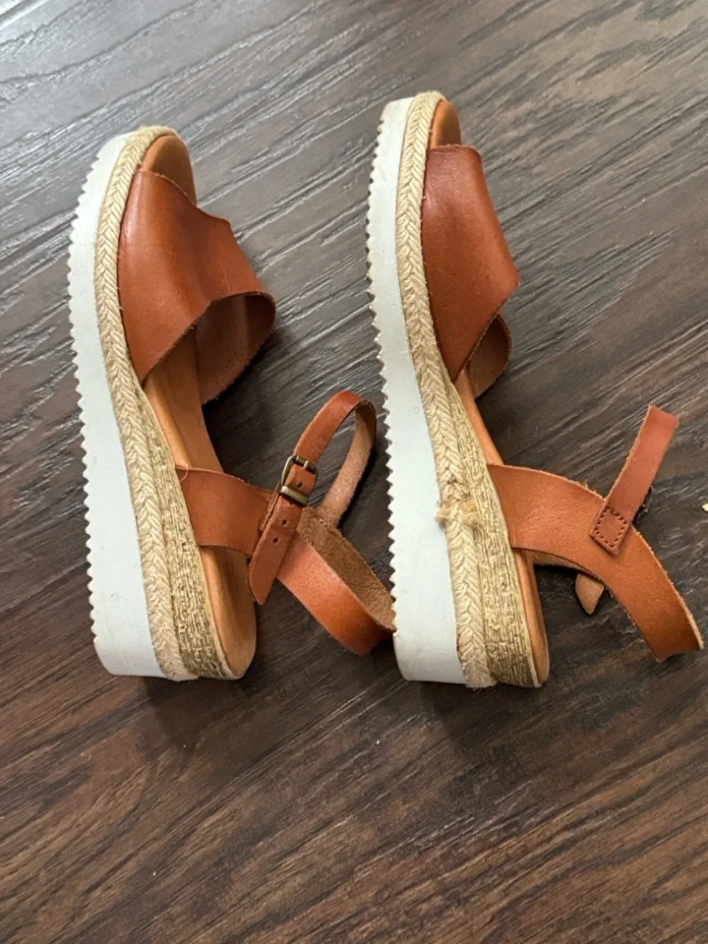 Bertuchi Women's Tan Leather Espadrille Platform Sandals with Ankle Strap